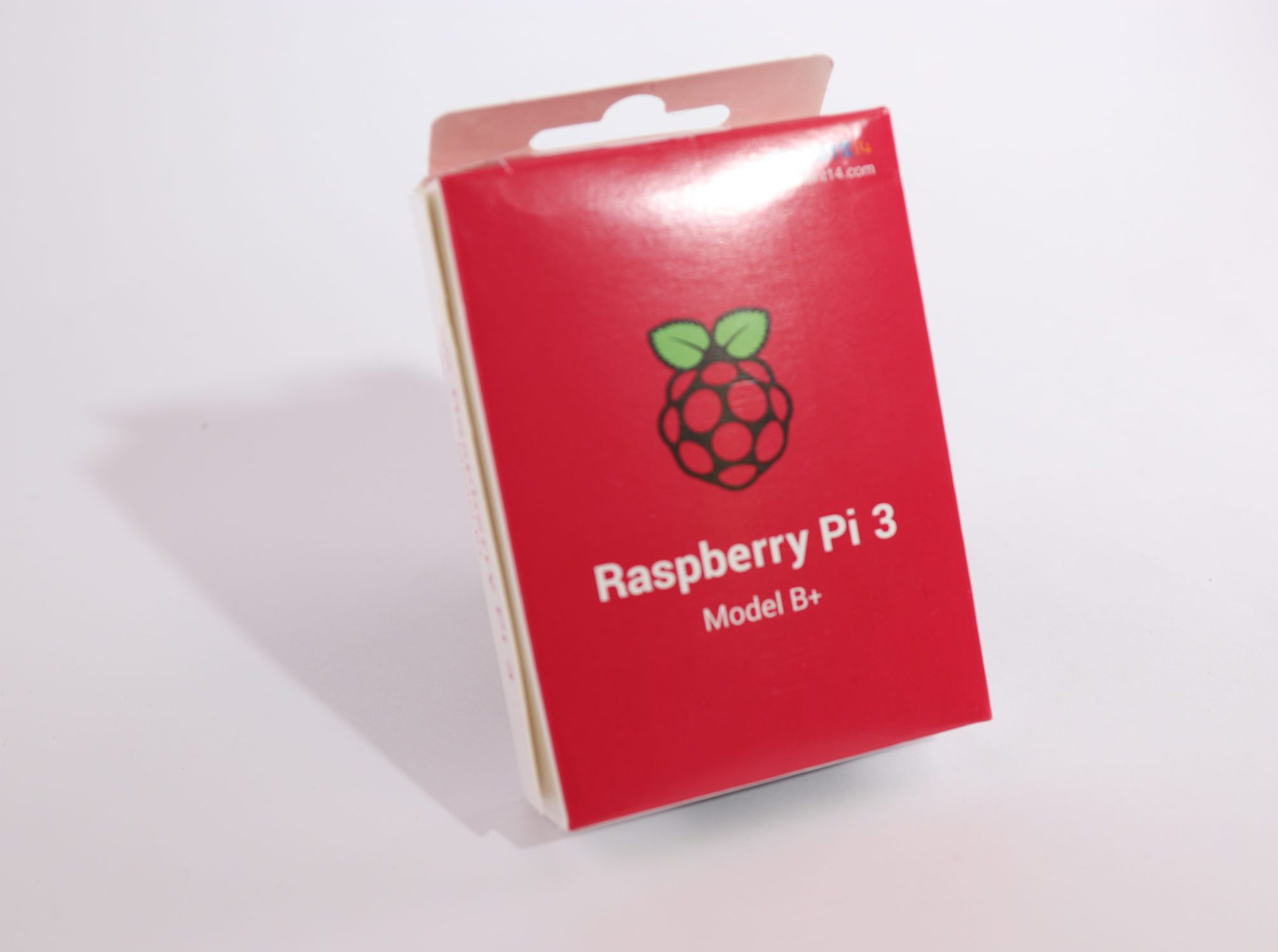 Raspberry Pi 3 Model B Fabrication Lab 9940